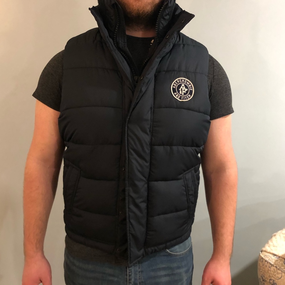 Men’s Abercrombie puff vest